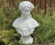 Sculpture en pierre buste