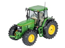 SCHUCO, JOHN DEERE 7700 - avec boîte John Deere, échelle 1/32, SCH7893