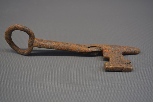 Grande clef ancienne en - ancienne,