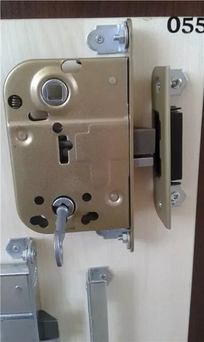 Coffre serrure abloy 2014 - coffre,
