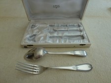 COFFRET UN COUVERT EN METAL