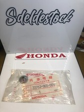 1 entretoise feu arrière