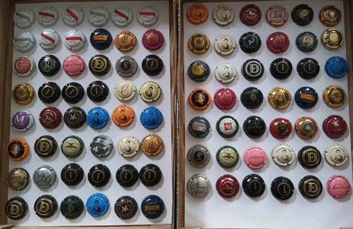 Lot plaques muselet - 90, de
