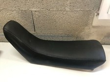 UNE SELLE SIEGE BIPLACE