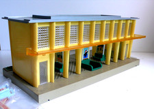 TRAINS HORNBY "HO"  GARE DÉMONTABLE   N°22       BON ÉTAT   1960  N°2