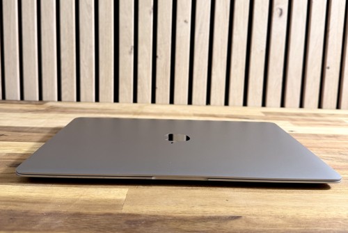 Apple macbook air 2020 - apple,