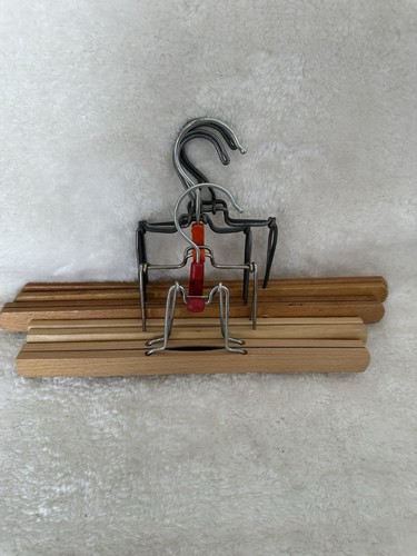 Lot cintres vintage - 3, en