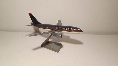 Maquette avion airbus a310 - d'avion,