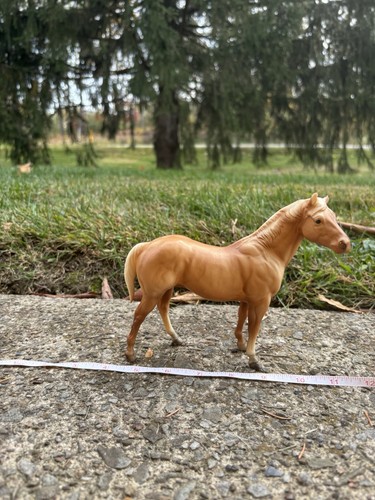 Breyer palomino model quarter - palomino,