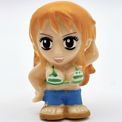 One piece mini figurine nami - piece,