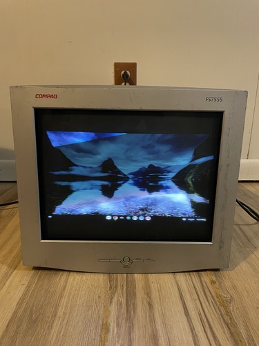 Compaq 7555 vga crt - vga,