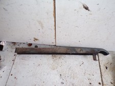 cache chaine tricycle Poirier