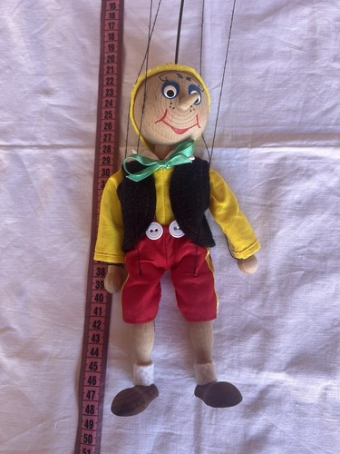 Jolie marionnette articulée - marionnette,