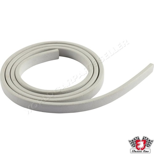 Tail light seal wing - jp,