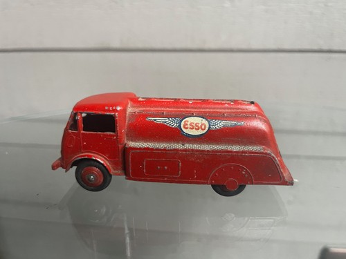 Dinky toys camion citerne esso - toys,