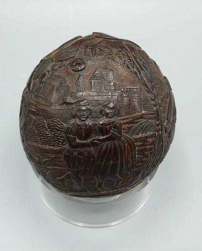 Noix coco sculptée - noix,