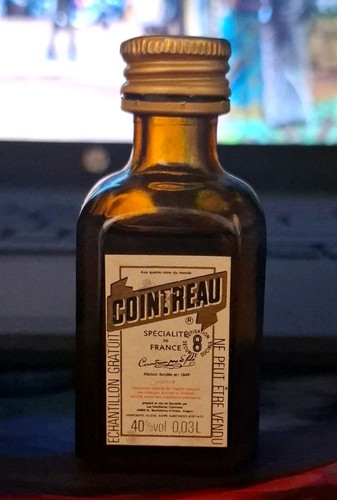 Cointreau mignonnette alcool