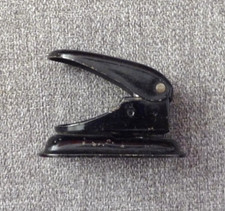 🌼 Perforatrice à Papier 1