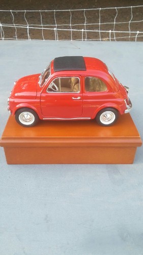 Fiat 500 1968 rouge - l,