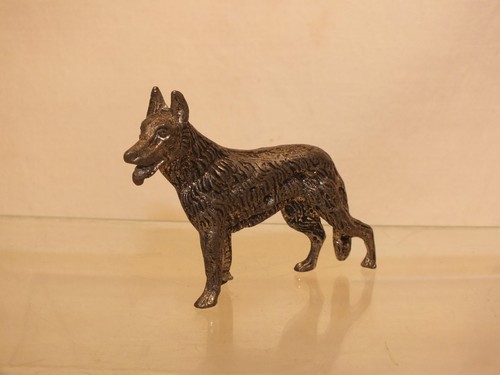 Petit chien berger metal - chien,