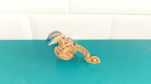 Figurine bakugan viper helios