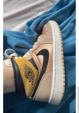 air jordan 1 mid se beige