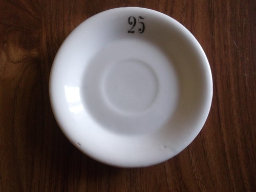 Ancienne soucoupe addition - ancienne,