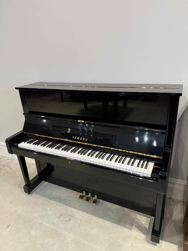 Yamaha upright piano - upright,