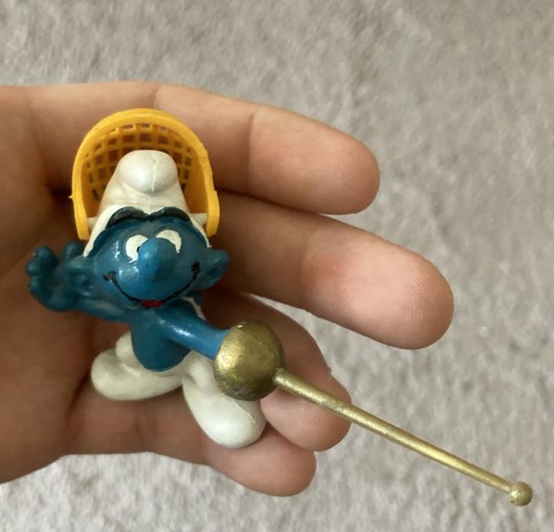 Figurine schtroumpfs escrimeur