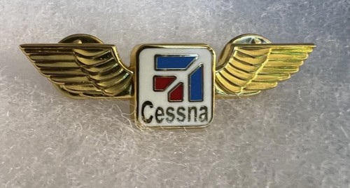 Cessna wings lapel pin skyhawk - wings,