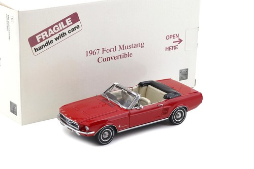 Danbury mint 1967 ford - 1:24,