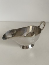 Saucière ancienne en métal