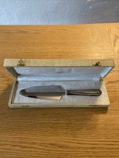 Pelle À Tarte Coupante