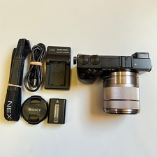 SONY NEX-7 + E 18-55mm