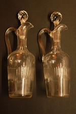 Glass vinegar and oiler 25 cm, caps 8 cm