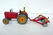 DINKY TOYS  GB  TRACTEUR