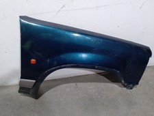 3893546 AILE AVANT DROITE /