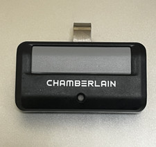 OEM CHAMBERLAIN GARAGE DOOR OPENER 1-BUTTON REMOTE CONTROL MODEL # 950ESTD MC