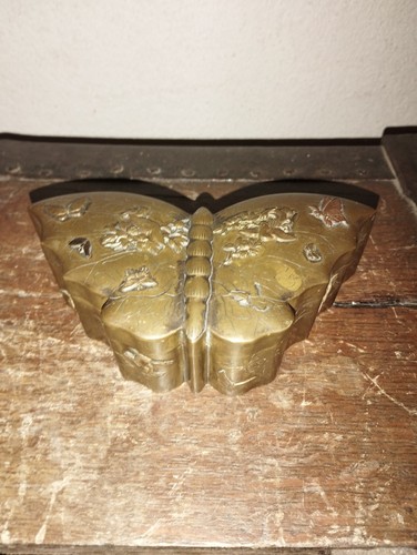 Ancienne boîte laiton bronze - ,