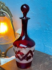 Ancienne petite carafe rouge