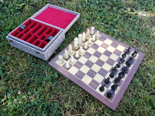 Ancien rare jeu des echecs - rare,