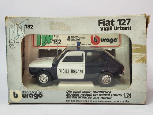 Ancienne voiture miniature