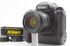 Appareil photo reflex argentique Nikon F5 S/N 322xxxx [N MINT] AF 24-50mm f/3...