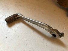 UN SELECTEUR DE VITESSE MT