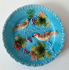 Assiette barbotine décor