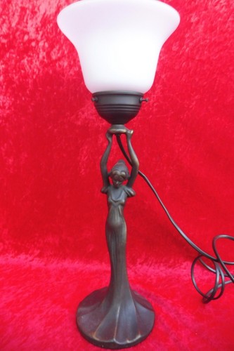 Lampe figurine - lampe, de