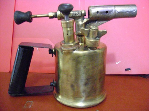 Outil ancien lampe à souder - outil,