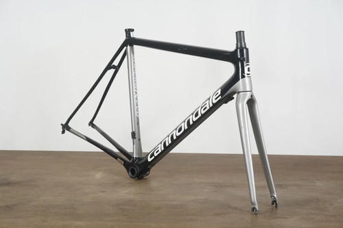 56cm cannondale supersix evo - 56cm,