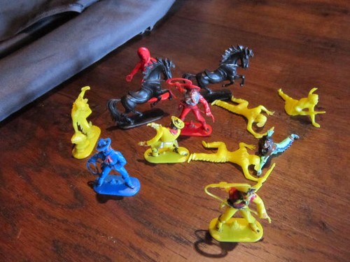 Lot petites figurines - lot, de