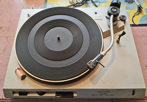 Platine vinyle realistic - vinyle,